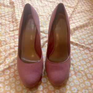 Pink Fabric heels by Fioni. Size 7.5